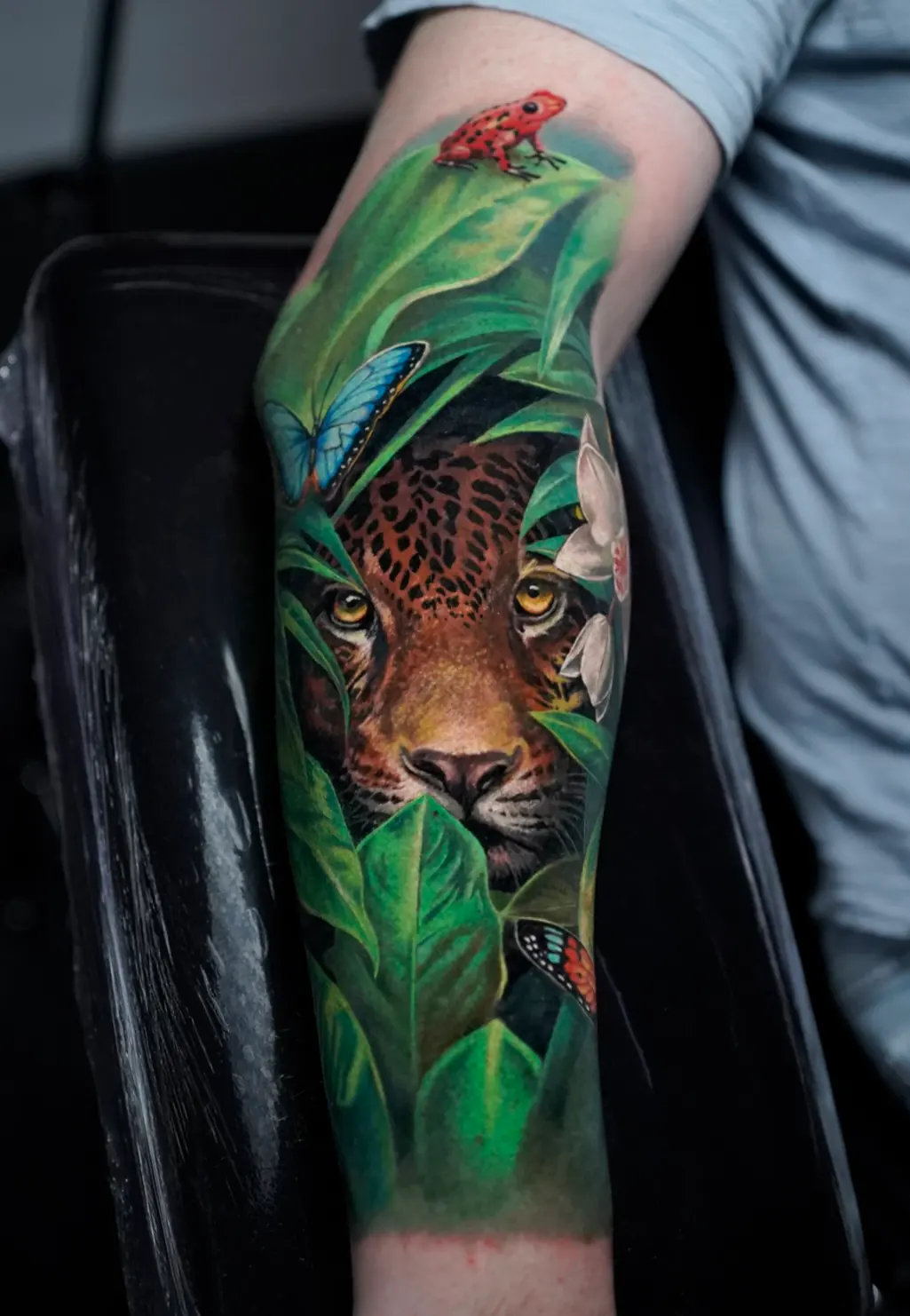 Amazon Jaguar tattoo, detail 4